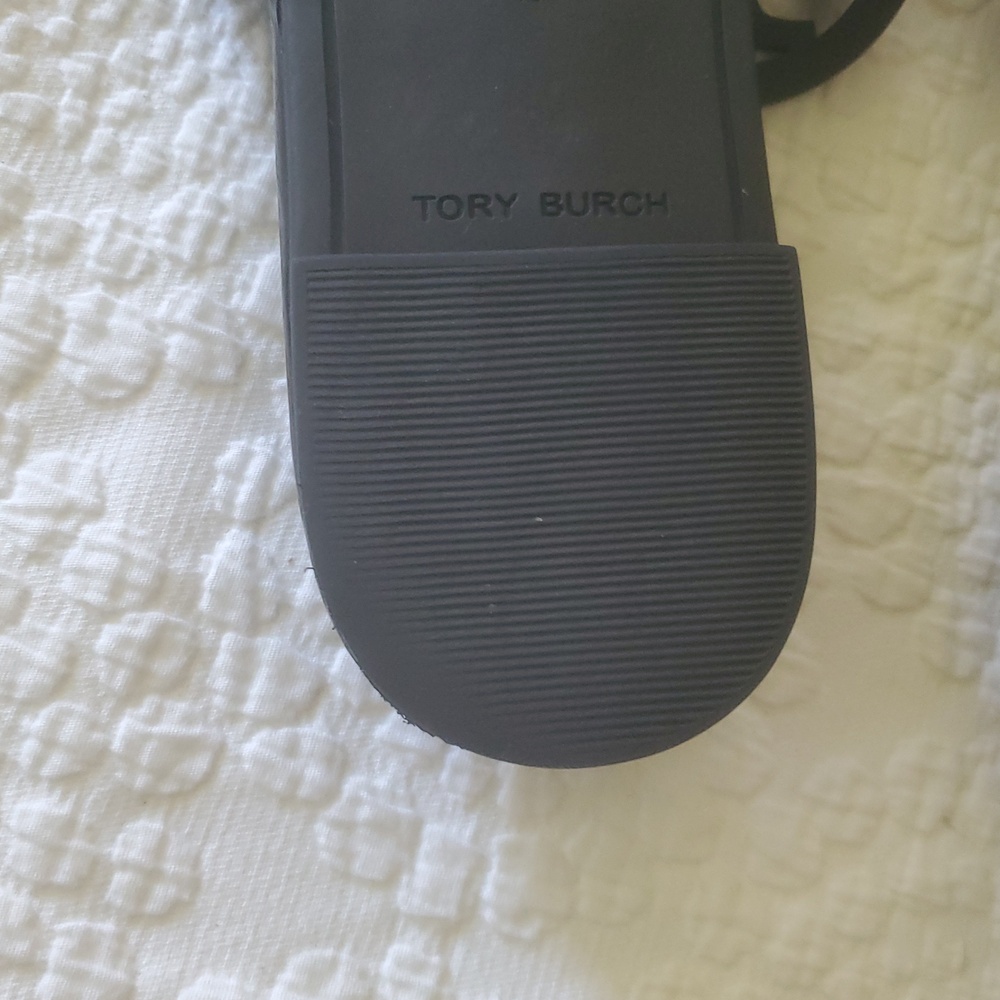 TORY BURCH SHINY BLACK  MILLER SOFT SANDALS /SZ: 10 - Picture 8 of 14
